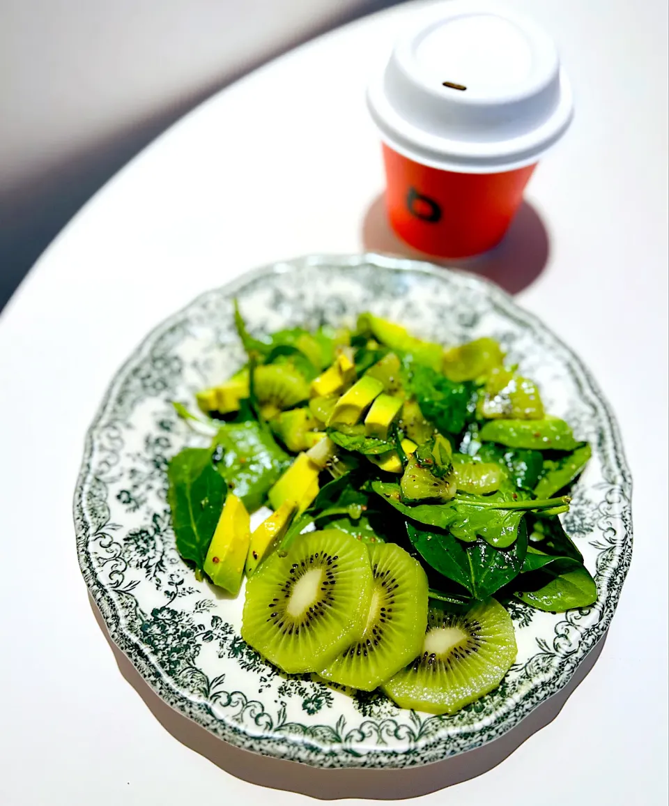 Green Salad|Zhen Zhenさん