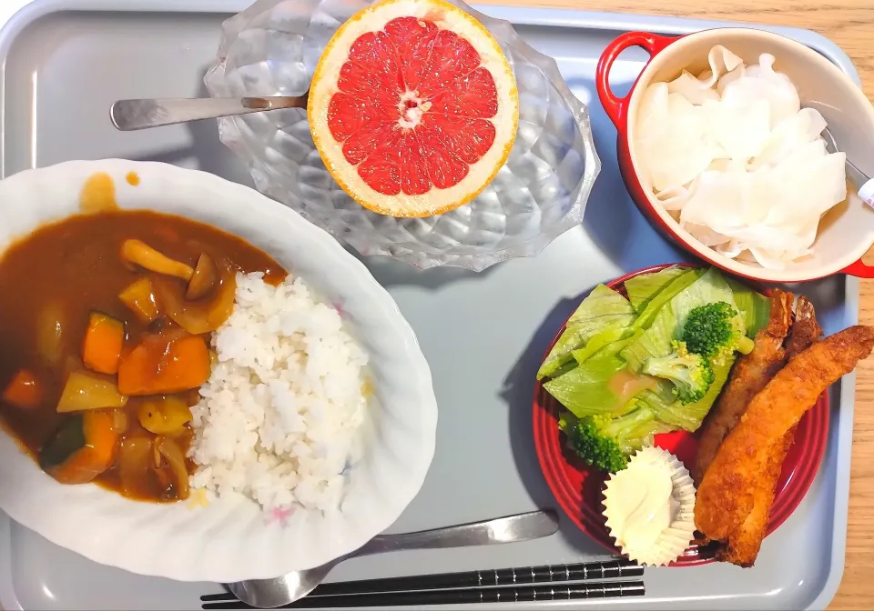 えびふりゃー
カボチャカレー
大根の甘酢漬け|さゆさん