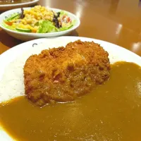 Snapdishの料理写真:Tonkotsu Curry|The Kitchen Kittiesさん