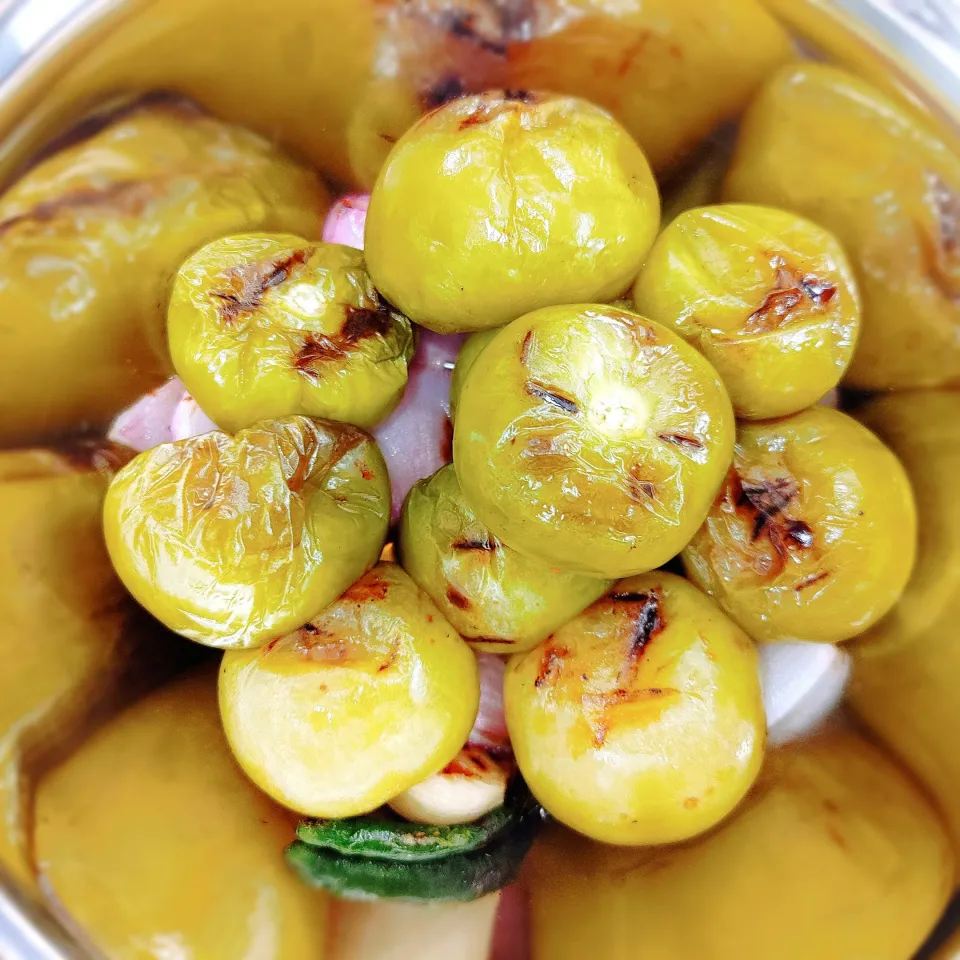 Roasted Tomatillo for green Mexican Salsa|laloluisさん