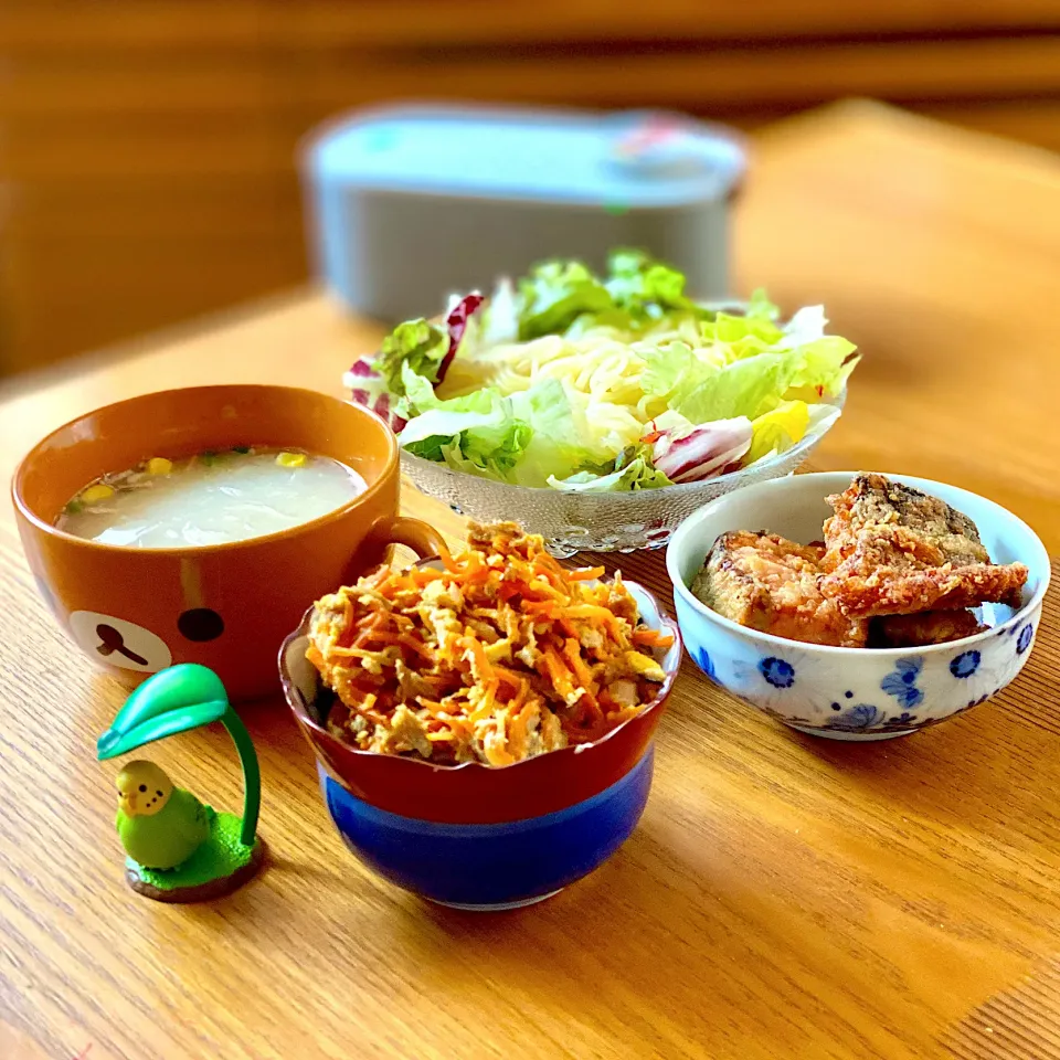 しりしりと鮭の唐揚げとこんにゃく麺|おやぢさん