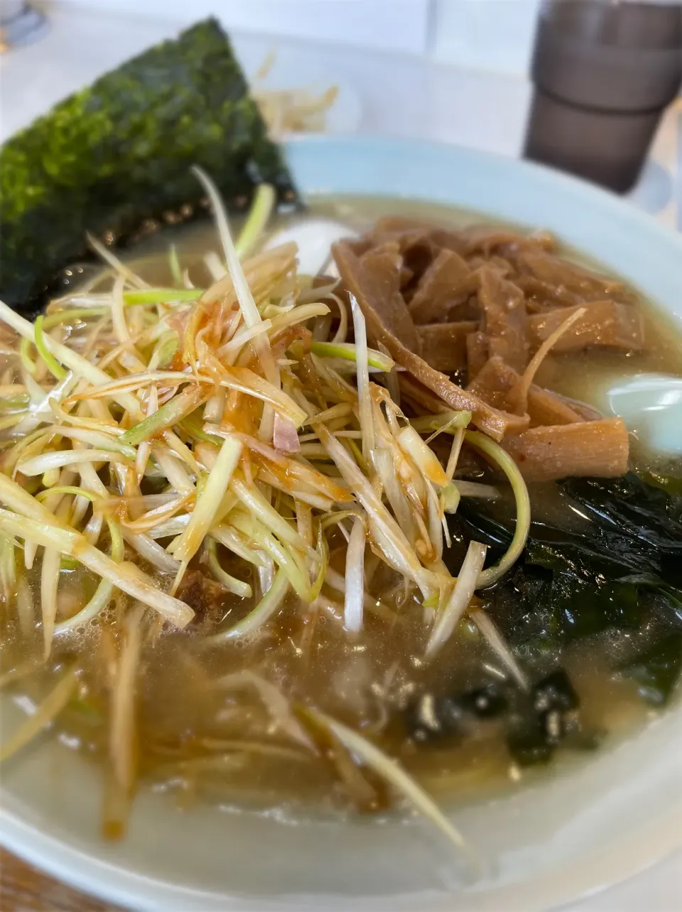 Snapdishの料理写真:ラーメン和久さんのネギラーメンにメンマTP+SPネギ✨|たかさん