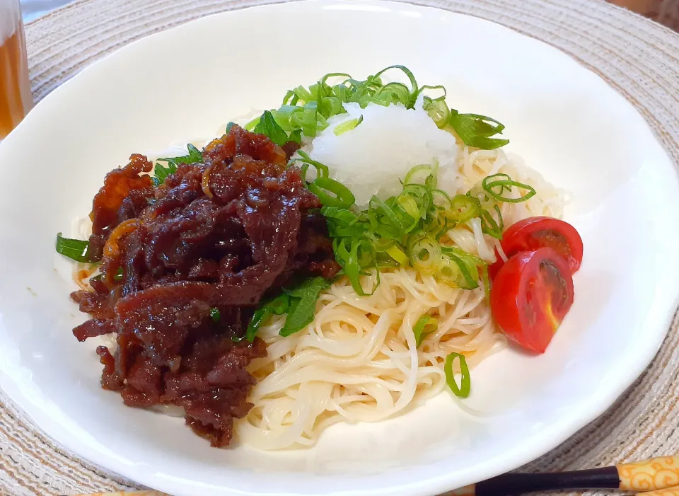 おろし牛肉ぶっかけ素麺🎶|びせんさん