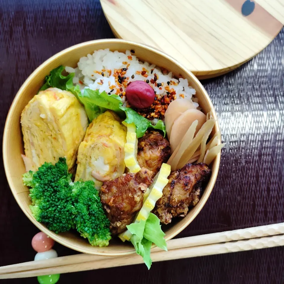 鶏手羽唐揚げなお弁当🍱|ゆっこさん