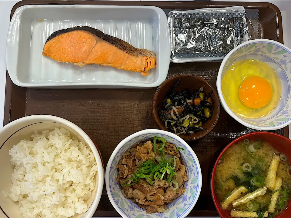 すき家　朝定食|須佐浩幸さん