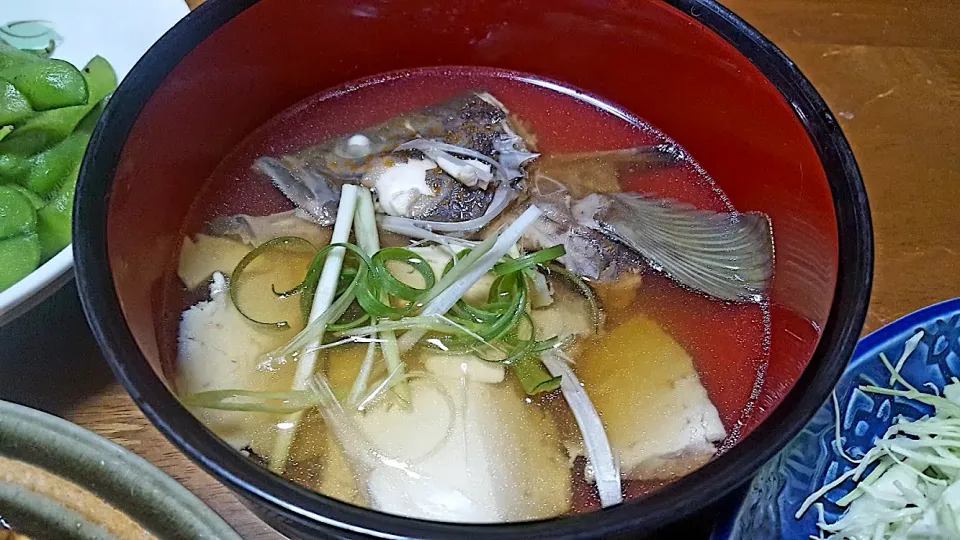 🐈⸒⸒⸒⸒つるのダンス🐈🐾さんの料理 裏の港で釣った高級魚【ちびっ子アラ】（クエ ハタ）のすまし汁|🐈⸒⸒⸒⸒つるのダンス🐈🐾さん