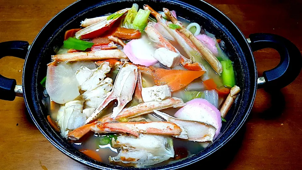 安くて身が簡単に取れる紅ズワイガニ🦀を【カニ鍋🍲】に|🐈⸒⸒⸒⸒つるのダンス🐈🐾さん