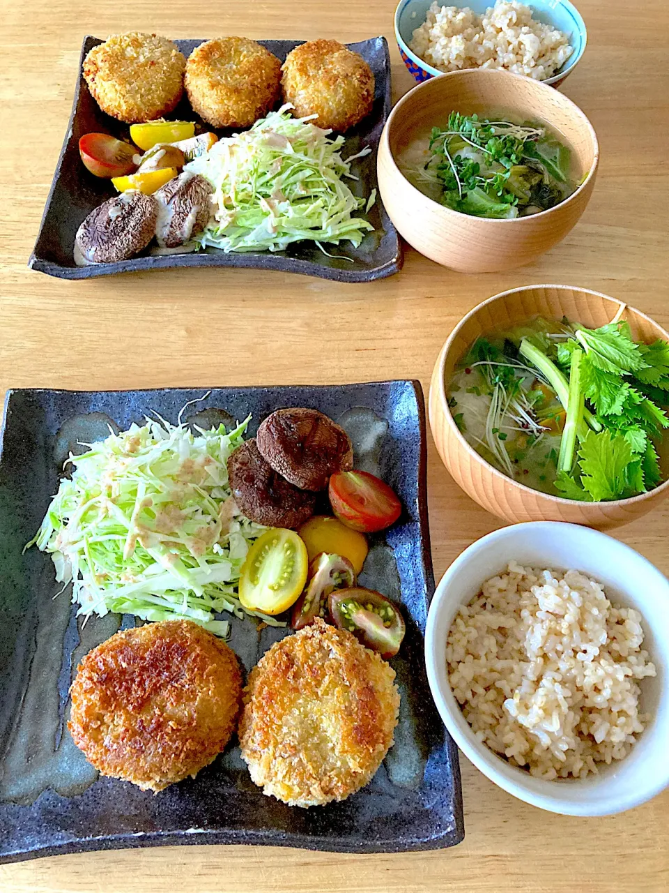 コロッケ定食🧡|さくたえさん