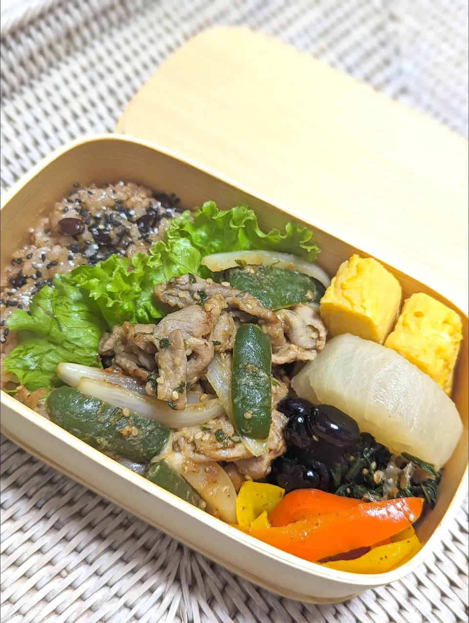 豚肉と夏野菜の大葉みそ炒め弁当|Tomokoさん