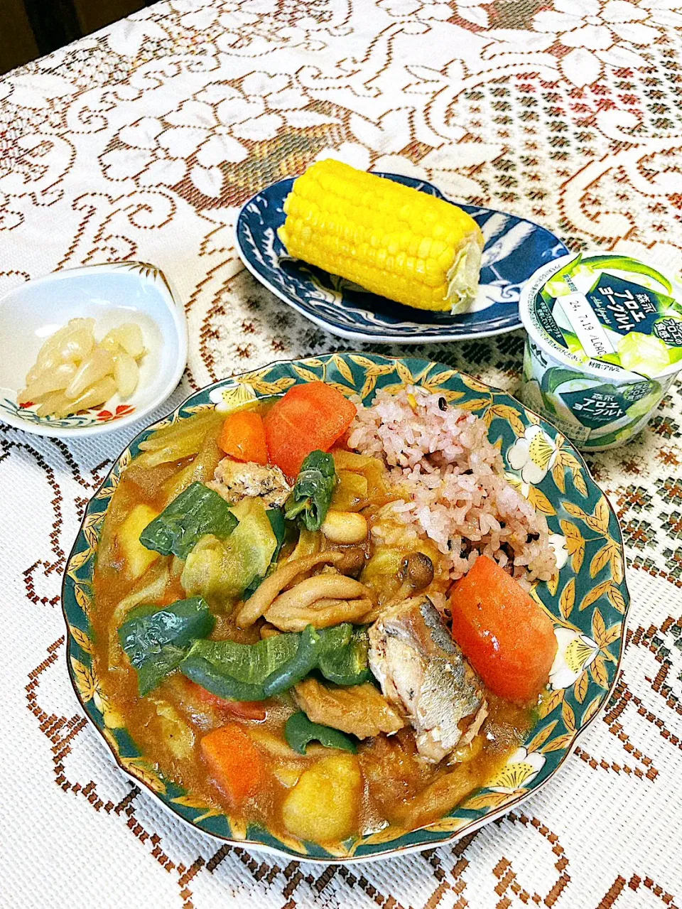 grandmaの晩ごはん☆ 今日はカレー🍛を
鯖の水煮缶で…|kaoriさん