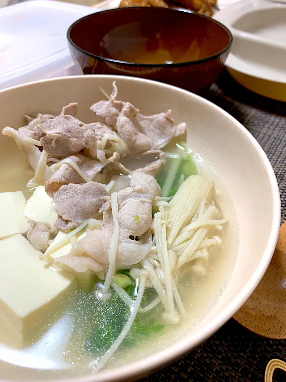 Snapdishの料理写真:水炊きの日🎋✨シークワーサー&九州産あまい醤油🙌|Haruさん