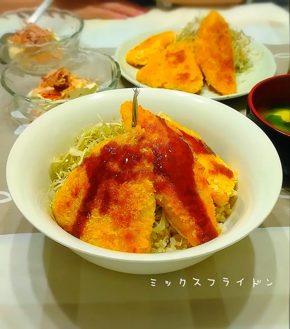 Snapdishの料理写真:ミックスフライドン|みったんさん