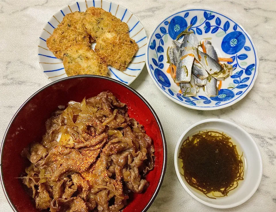 Snapdishの料理写真:今宵は牛丼🐃|Kojiさん