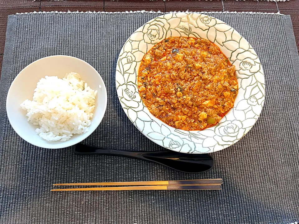 Snapdishの料理写真:こだわり強めの麻婆豆腐(旦那作)|きなこさん