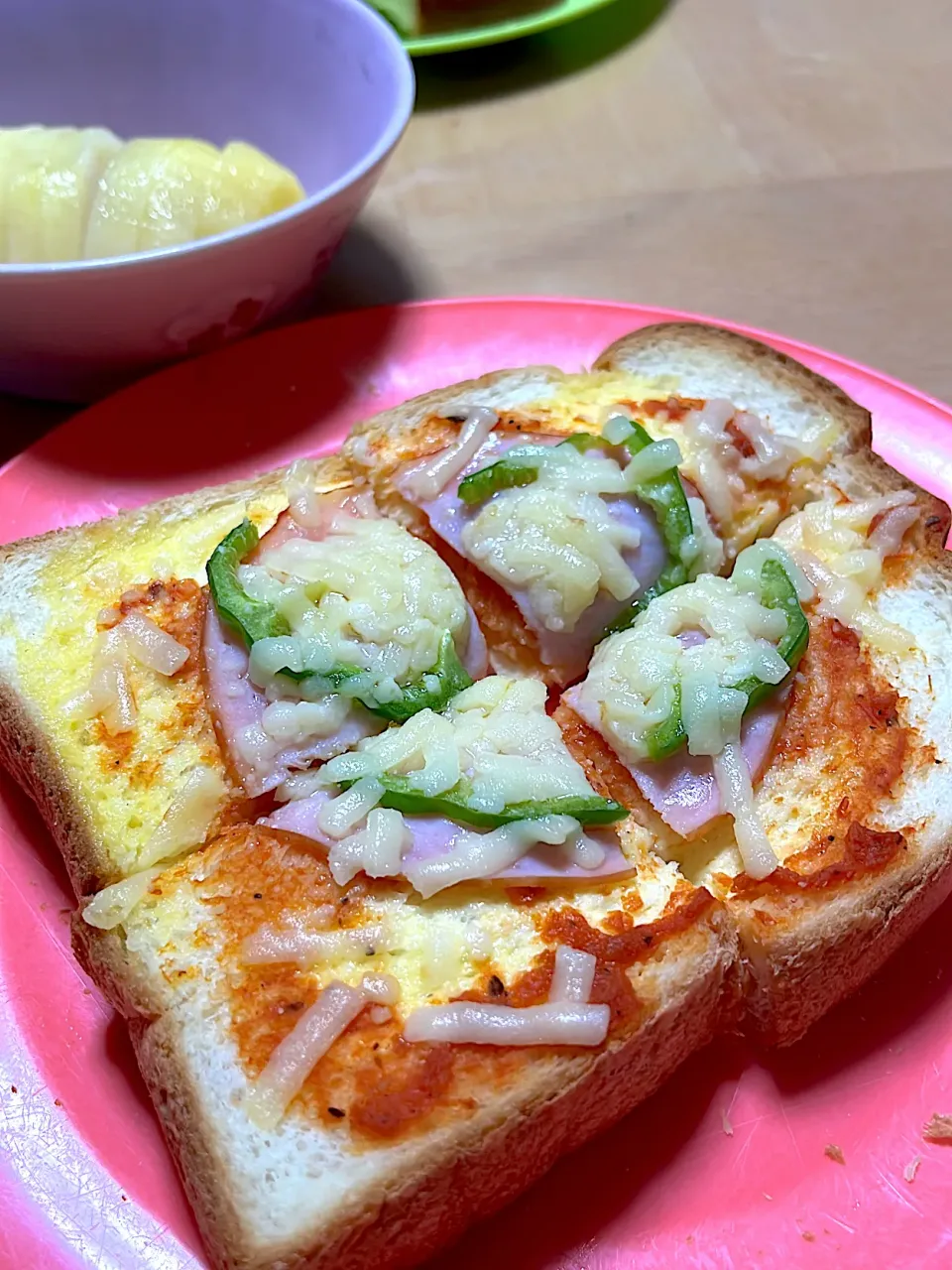 朝ごはん　ピザトースト|まつさん