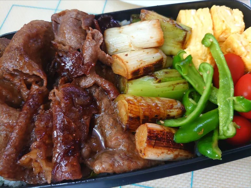 牛焼肉弁当|to coさん