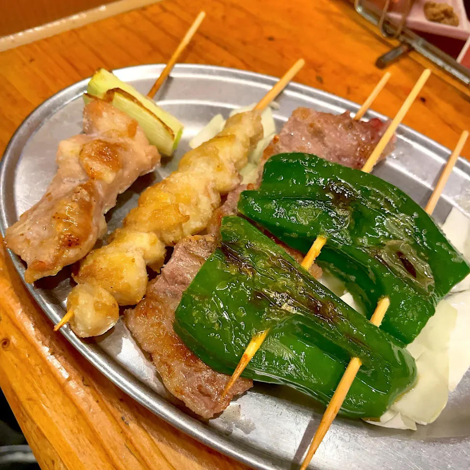 Snapdishの料理写真:串もの（ぼんじり、牛カルビ、ねぎま、ピーマン）|T. Wonderさん