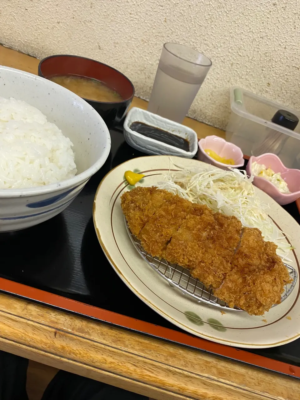 大阪市住吉区杉本タコシュー市大前店の特選ロースカツ定食ライス大|タカちゃんさん