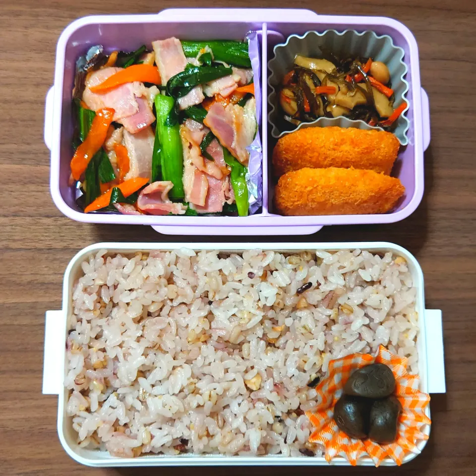 今日の手作り弁当は、十六穀ごはんのニラとベーコン炒め弁当。

献立は、
・十六穀ごはん、小なす漬
・ニラとベーコン炒め弁当
・白身魚のフライ、切り昆布煮|Mars＠釜飯作り研究中さん