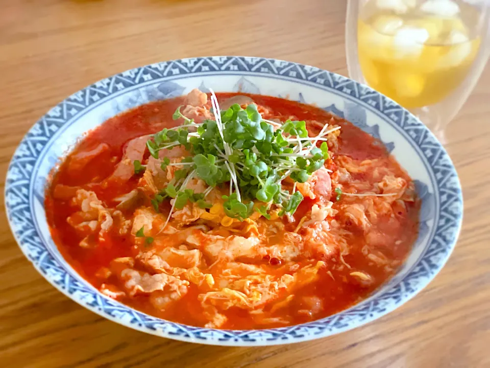 Snapdishの料理写真:ピリ辛トマト温麺|yun-rinさん