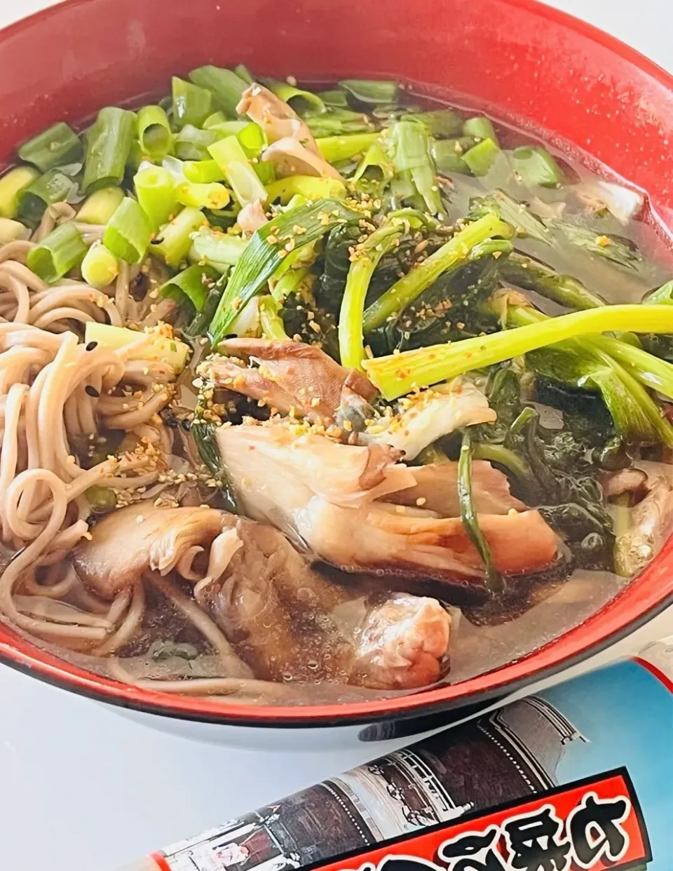 舞茸と春菊の⋱あったかい⋰お蕎麦💕

「舞茸と春菊を天ぷらにして冷たくしたお蕎麦」と迷ったあげく…こちらにしました😋|mamacoさん