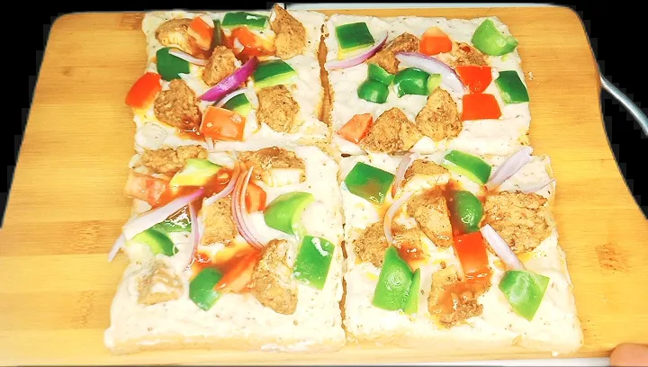 pizza bread|Yasir mustafa Soomroさん