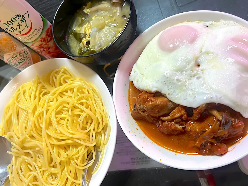 トマトチキン煮込み 大盛りパスタ|だださん