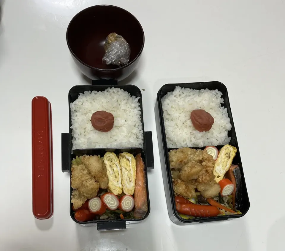 パパ弁と中２男子弁当。☆塩唐揚げ☆鮭☆卵焼き☆赤ウインナー☆レンジで煮浸し☆チーズロールカニカマ☆みそ玉（パパ弁）。昨日で給食終わったので今日から部活日は弁当な、にぃに。|Saharaさん