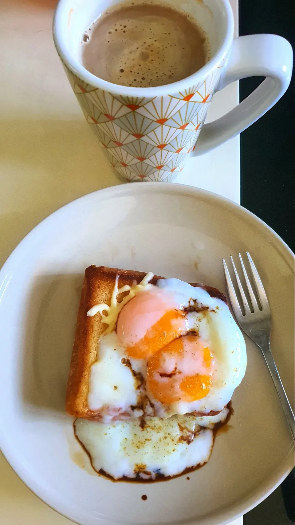 Butter mozzarella toast with eggs + coffee 🤗🥰😍😋😘😘😘|🌷lynnlicious🌷さん