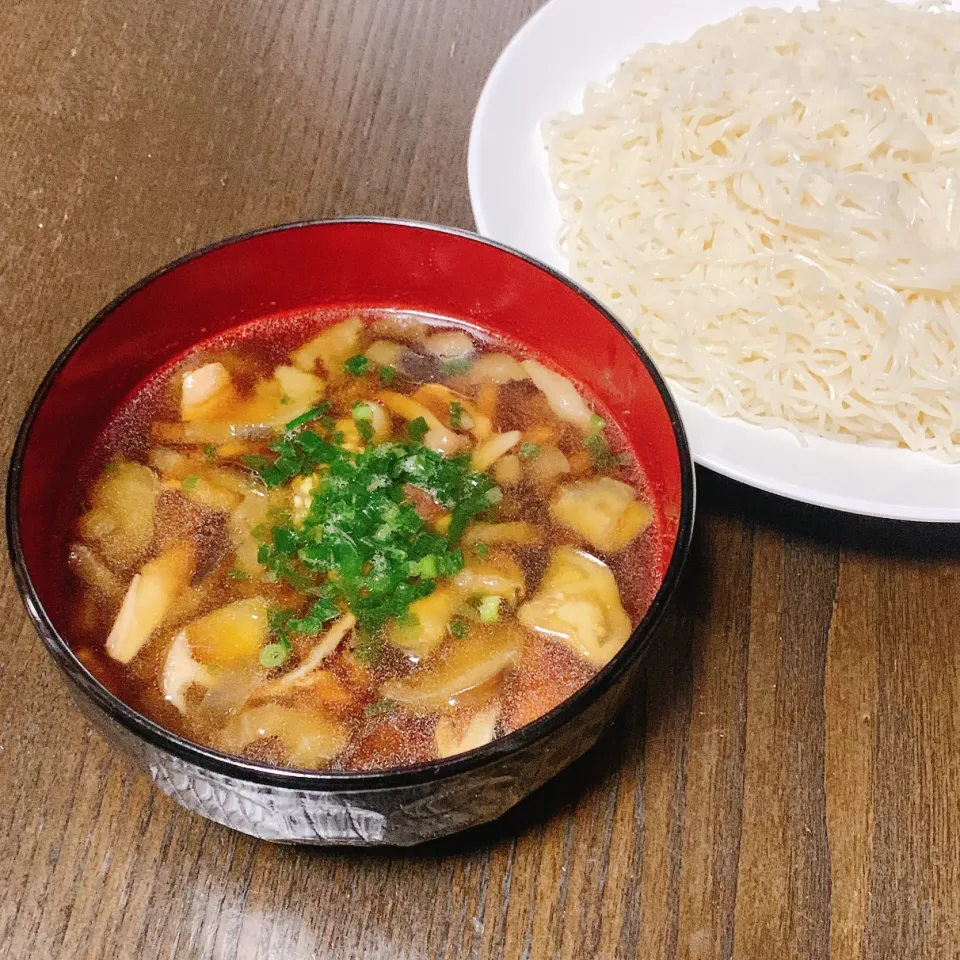 豚肉となすの漬け汁そうめん|さくらんぼさん