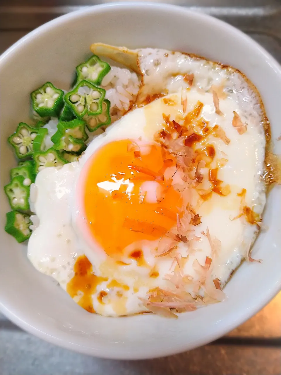 目玉焼き丼|はるみさん