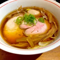 Snapdishの料理写真:三ノ輪　トイボックス醤油味玉ラーメン|Kumi Satouさん