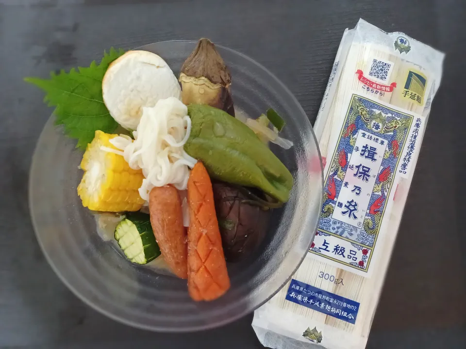 具だくさん味噌汁でぶっかけ素麺😙|ぽんすけさん