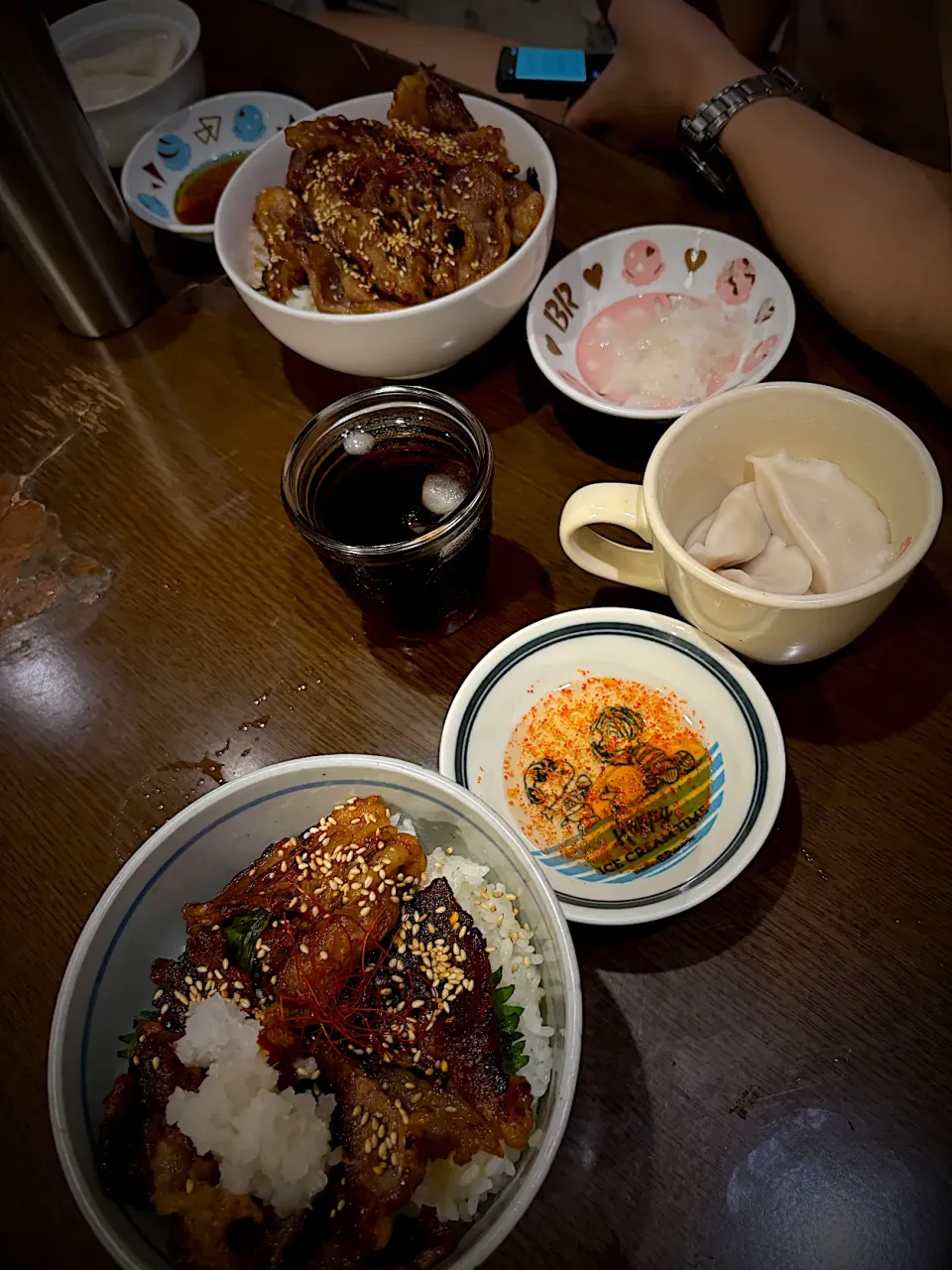 カルビ焼肉丼　水餃子　麦茶|ch＊K*∀o(^^*)♪さん