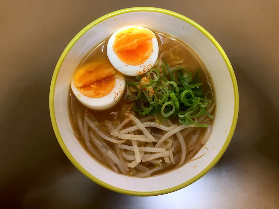 Snapdishの料理写真:サンヨー サッポロ一番 みそラーメン(ハーフ)|ばーさんさん