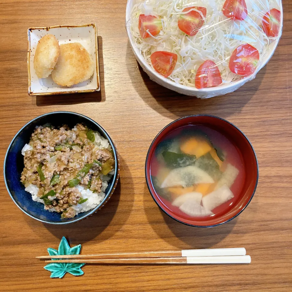 ひき肉とピーマンの甘辛丼|ちゃみこさん