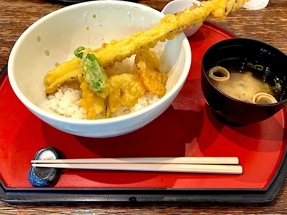 広島　ランチ　アナゴ天麩羅|ヒロミ🏝🏝🏝🌺🏄🌊🐬🏄‍♀️🏄‍♂️🍹🐠👙🌺さん