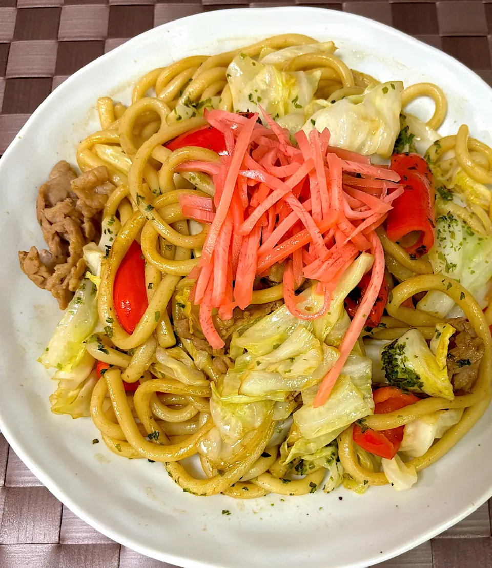 我が家の夜食　父作　焼きうどん|にゃっきさん