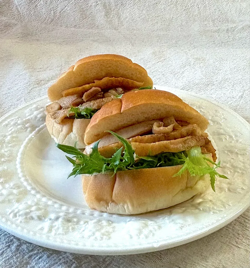 Snapdishの料理写真:照り焼きチキンサンド|かっちゃん杉さん