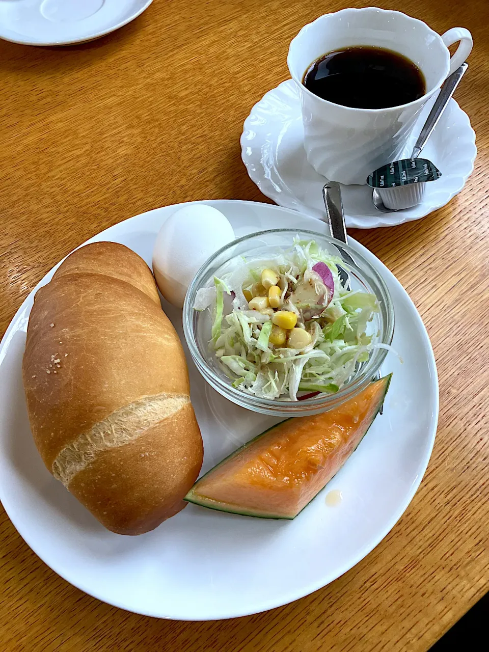 Snapdishの料理写真:☕️モーニング　塩パン|Yukityさん