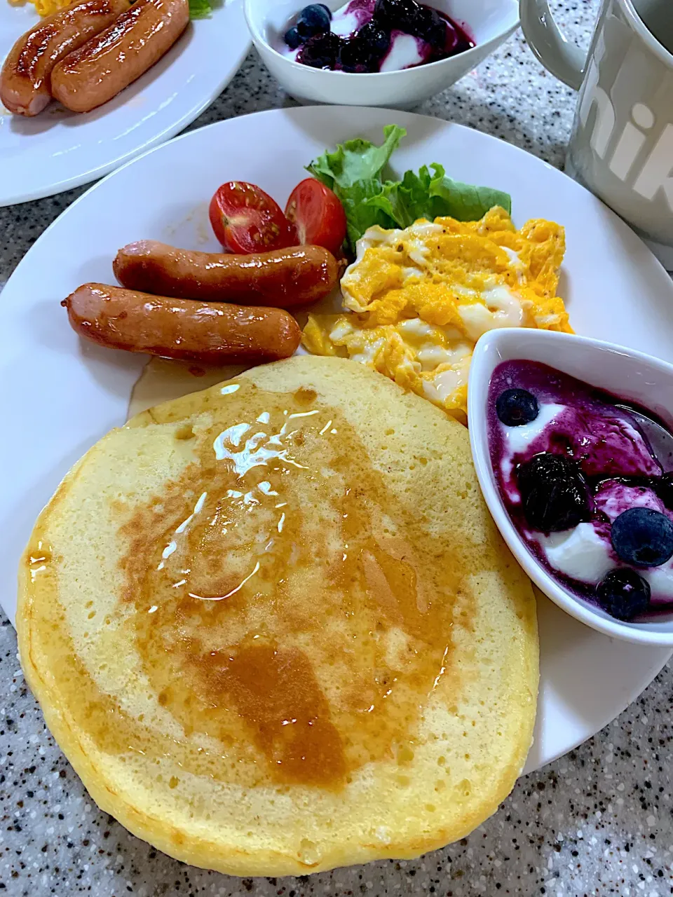 Snapdishの料理写真:ホットケーキ🥞モーニング|えみちさん