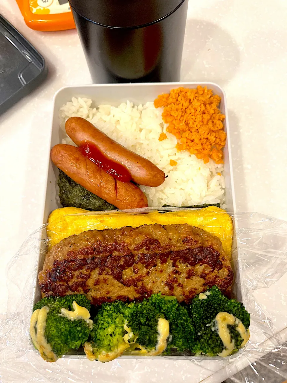 Snapdishの料理写真:パパお弁当🍱誕生日おめでとう🎉|みぃこさん