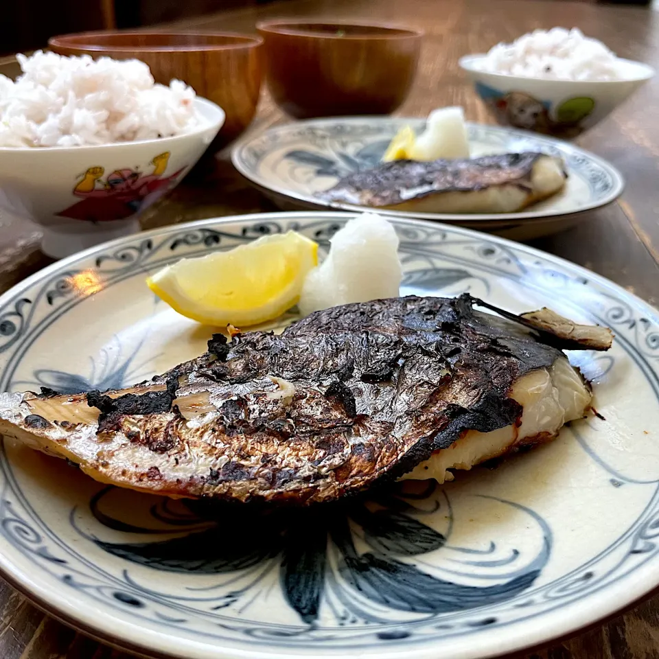 鰆の粕漬焼きで和な朝定食|koji toyodaさん