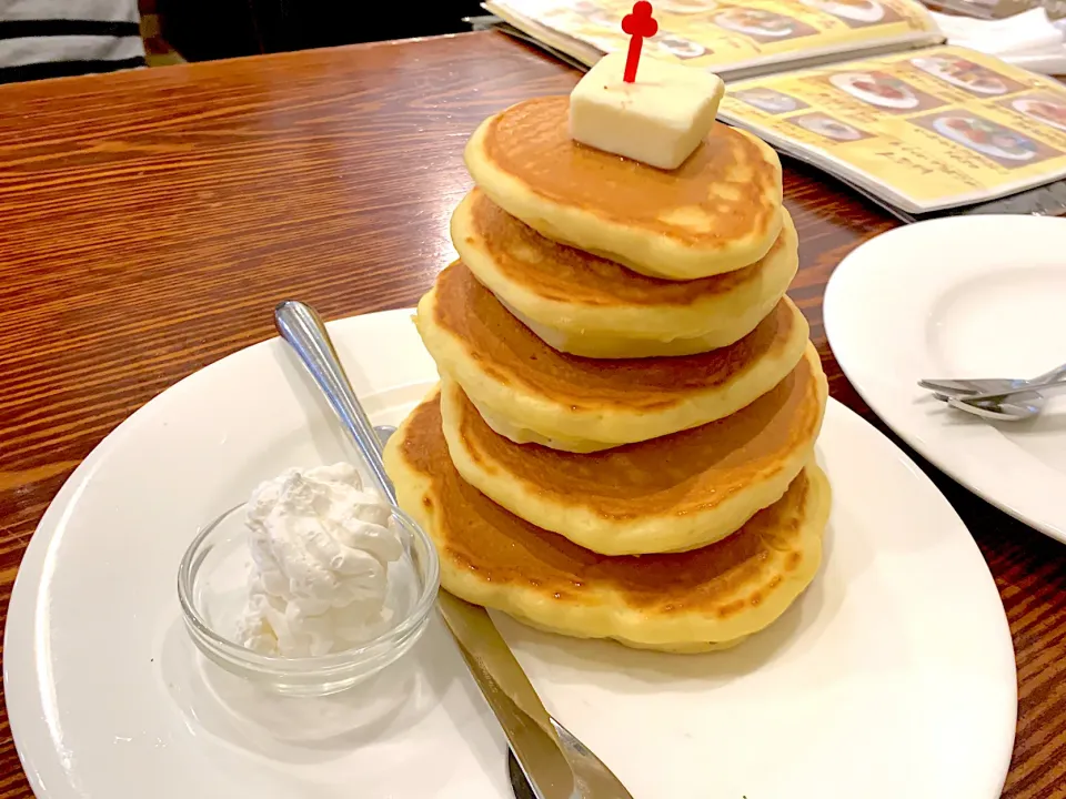 喫茶ミモザのビッグﾊﾟﾝｹｰｷ🥞|yumyum😋さん