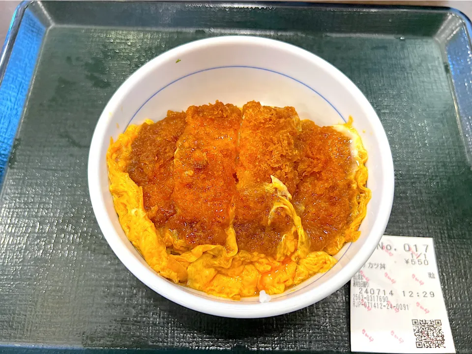 今日のお昼は、なか卯のカツ丼（小）🍚|yokoさん