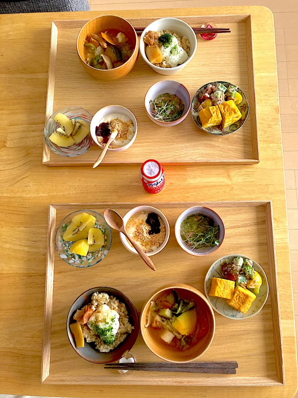 Snapdishの料理写真:とろろ発芽玄米ご飯🍚で朝食🌱|さくたえさん