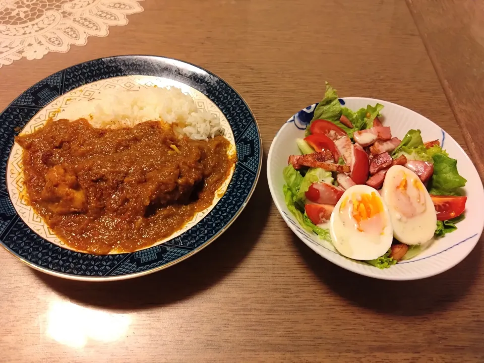 Snapdishの料理写真:ケララカレー

久しぶりに作った。スーパーで見かけなくなって、作って無かった。ネットで買えることを知ったので|chizukoさん