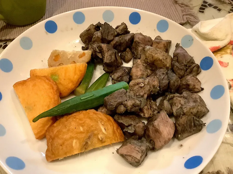 鹿児島産黒豚炭火焼き😋|アライさんさん