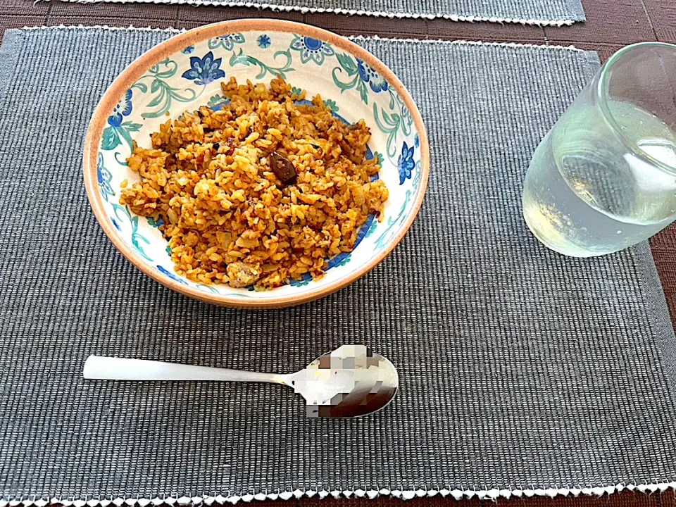 醤油漬けにんにくでチャーハン(旦那作)|きなこさん