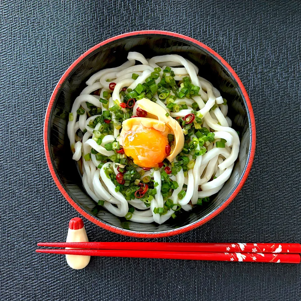 麻薬たまごでぶっかけうどん|まよこ's kitchenさん